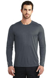 OGIO ENDURANCE Long Sleeve Pulse Crew. OE321